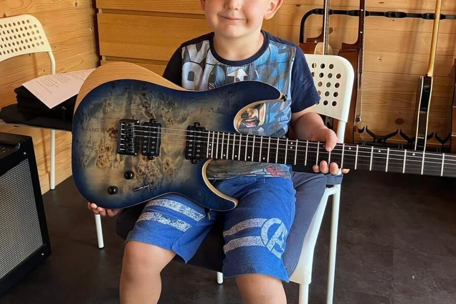 laboratorio-musicale-per-bambini-a-genova-guitarlab-scuola-di-musica